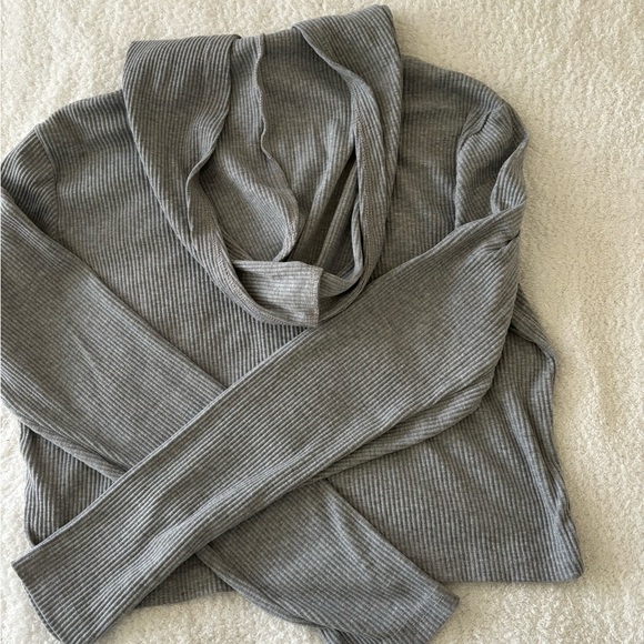 Shein Color Gray Cropped Zip Up Hooded Women’s Jacket Size Medium - Picture 11 of 13